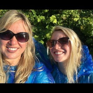 Meet your Posher, Sharon